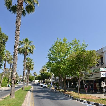 Poseidono'S Apartment Pafos Exterior foto
